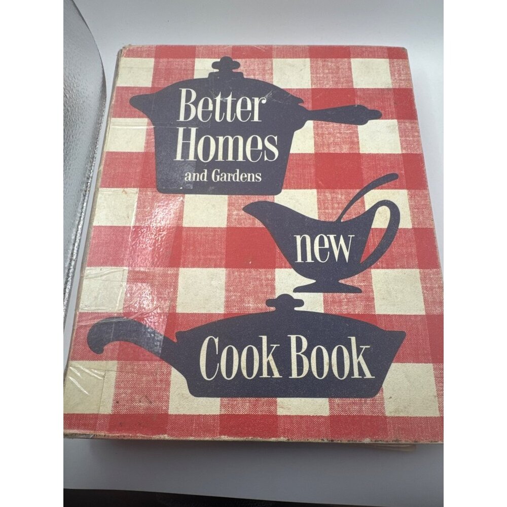 Better Homes and Gardens Binder Cookbook 1953 Cover Broken Loose Pages